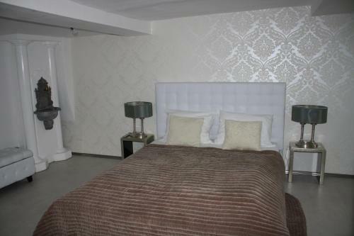 Elements Hotel