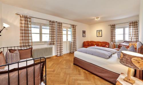 Hostal Olympiahaus