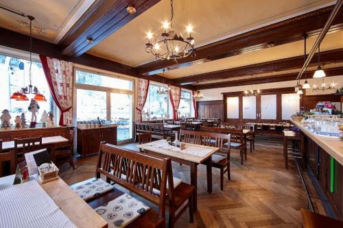 Hostal Olympiahaus