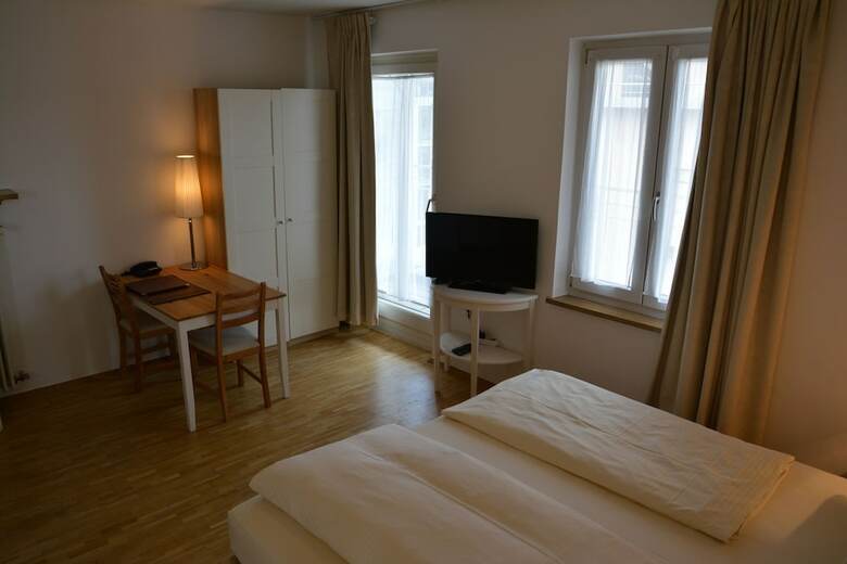 Hostal Hotel Lex Im Gartenhof