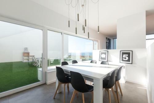 Santa Cruz Ocean View Villa
