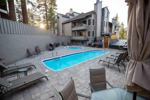Apartamento Remodeled 2 Bedroom Condo Withfull Kitchen!