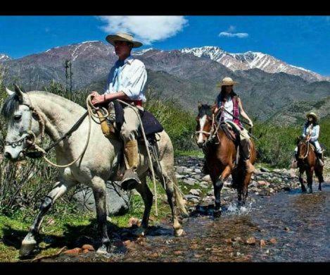 Caba�a.manzano Hist�rico. Paz Y Monta�a