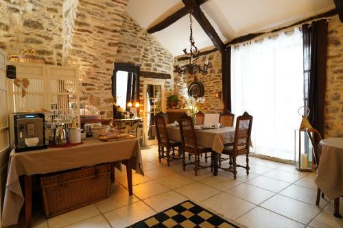 Bed & Breakfast La Seigneurie De Naves