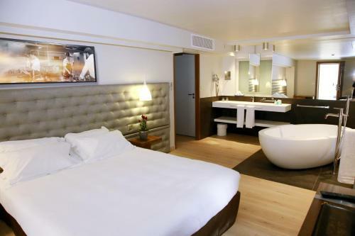 Hotel Le Pr� Du Moulin