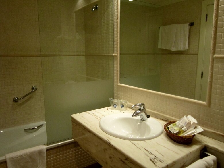 Hotel Abril