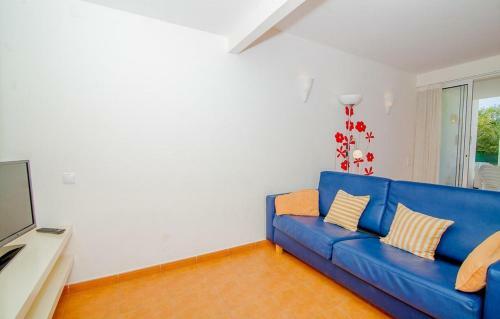 Lovely Golden Apartment