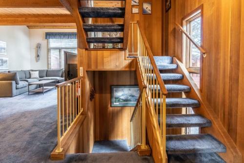 Spacious Winterset 26 2 Bedrm Plus Loft 3 Full Bathrm Townhome Sleeps 8 Steps To Free Town Shuttle