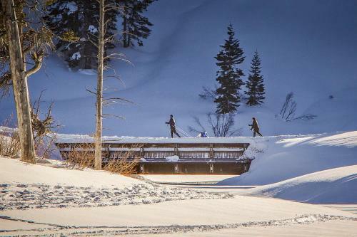 Snowcreek 27