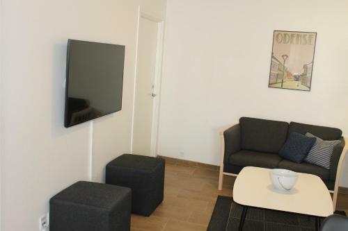 Kitchen & Apartments In Odense City With Free Private Parking
