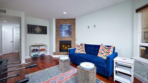 Private Home Ocean View, Air-conditioned Just Steps To The Beach