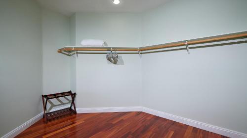Private Home Ocean View, Air-conditioned Just Steps To The Beach