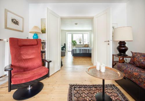 Central Beautiful 1 Bedroom Apartment With Terrace
