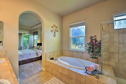 Pet-friendly Family Home Less Than 5 Mi To Redding!