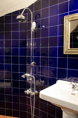 Bed & Breakfast Ol� Bel�m! Cozy Windmill, Stunning Views To Lisboa