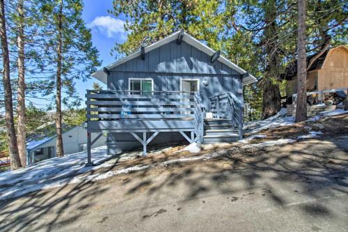 Chic Running Springs Forest Cabin With Deck!