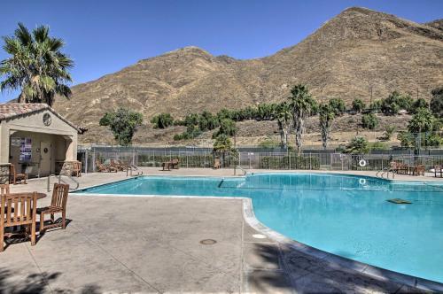 San Jacinto Country Club Home With Amenities!