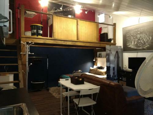 Hostal Home & Away Studio By Cris