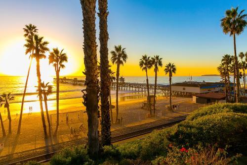 Pier View Paradise
