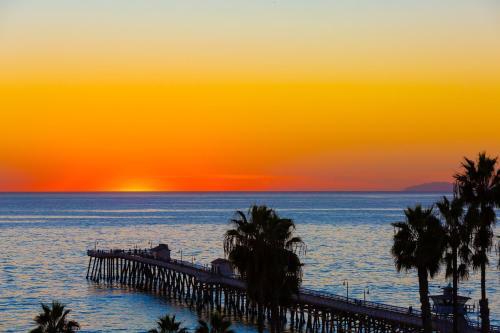 Pier View Paradise