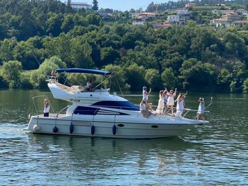 Aquadouro Yacht Radames - Sleep Boat Experience