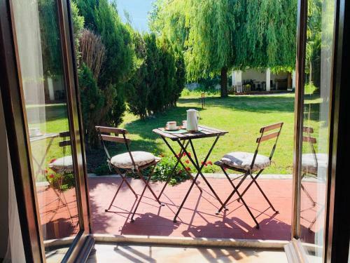 Bed & Breakfast Happy Ria House