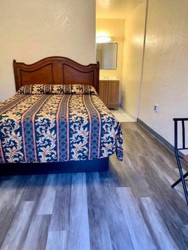 Jolly Motel