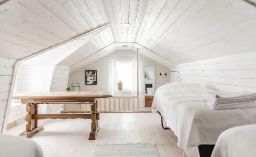 Hostal Pikisaari Guesthouse