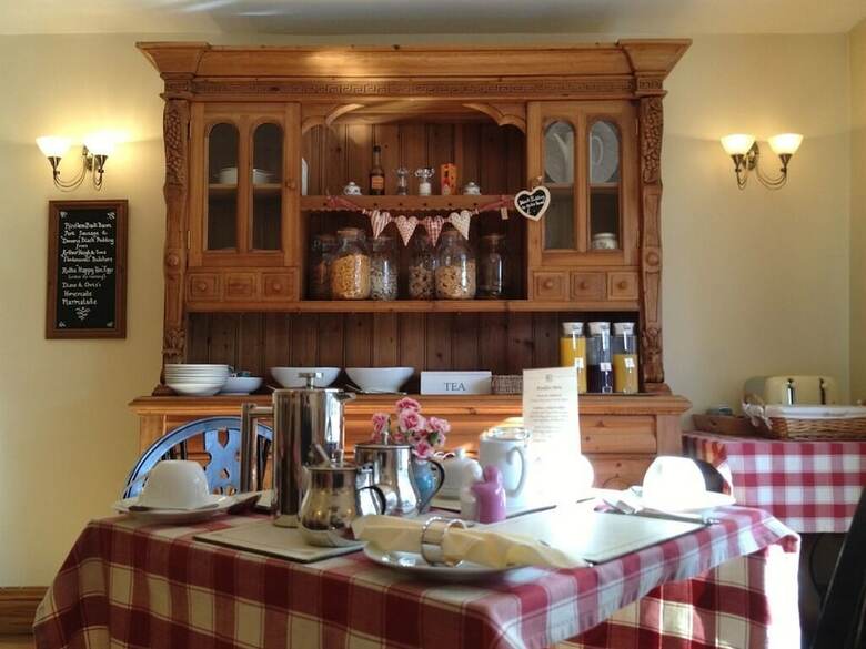 Hostal Plumpton Court