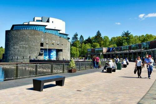 Riverside View Apartment In Balloch, Loch Lomond