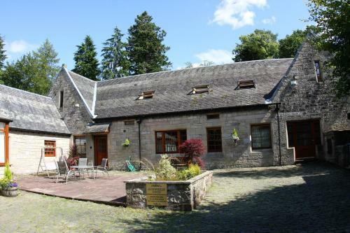 Lodge Coachouse