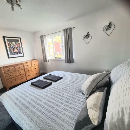 Levenside Holiday Apartment, Balloch, Loch Lomond