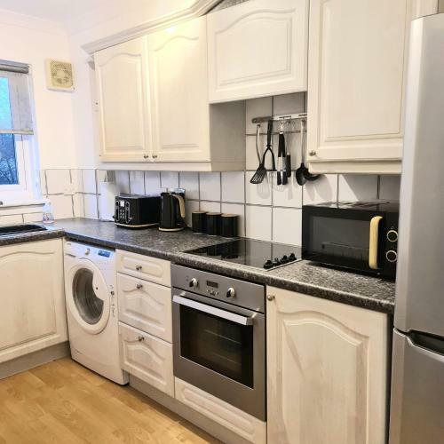 Levenside Holiday Apartment, Balloch, Loch Lomond