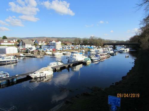 Levenside Holiday Apartment, Balloch, Loch Lomond
