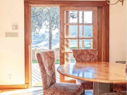 Villa European Elegance Ocean Bluffs