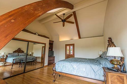 Villa European Elegance Ocean Bluffs