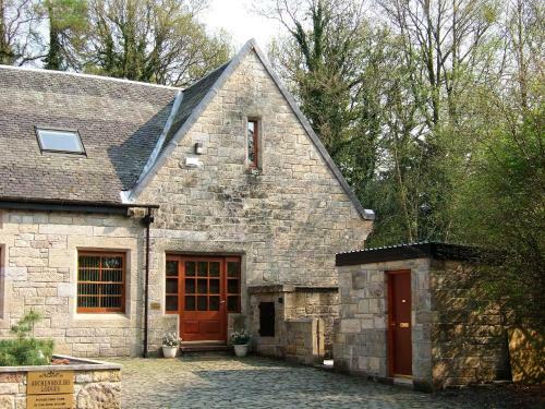 Stables Lodge