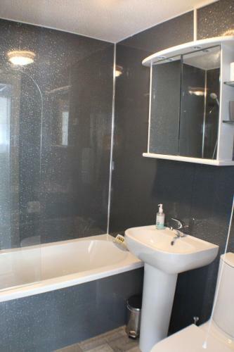 1-bed Riverside, Apartment In Balloch, Loch Lomond