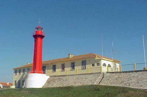 Villa Dos Corc�is