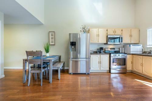 @ Marbella Lane 3br House In Downtown San Jose