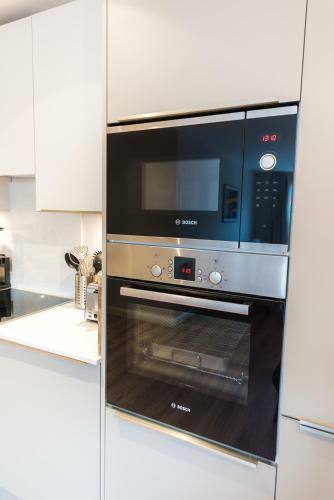 5 Star Brand New City Centre Apartment