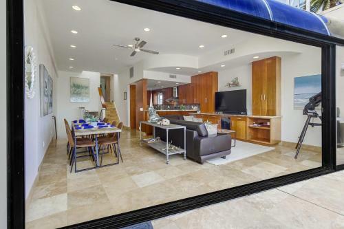 Venice Retreat