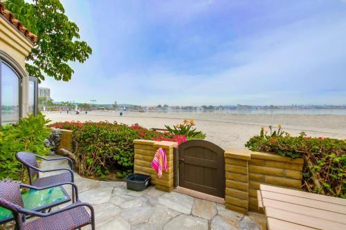 Bay Villa #3906
