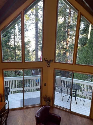 Our Happy Place Riveras Cabin