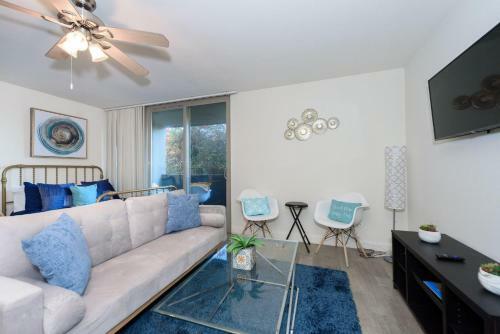Apartamento Sunny Studio 9 Mins Walk To Del Mar Shores Beach