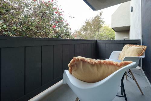 Apartamento Sunny Studio 9 Mins Walk To Del Mar Shores Beach