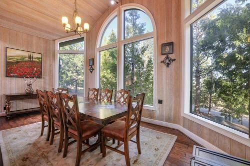 Luxurious Escape-double Masters/gourmet Kitchen