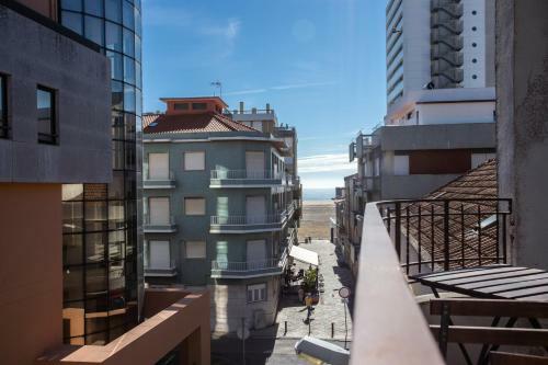 Luxury Picadeiro Apartment III By Rent4all
