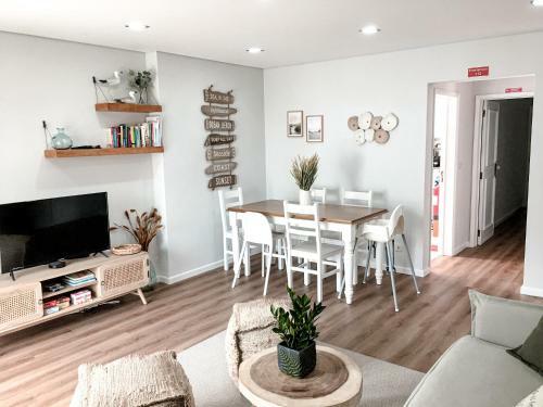 Apartment A 2 Passos - 2 Min From Beach - Big Terrace - Kids-friendly