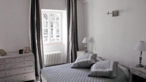 Hotel La Petite Auberge De Lussan